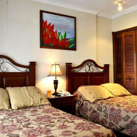 Paulistania Casa Blanca Otel Santa Cruz de La Sierra Dış mekan fotoğraf