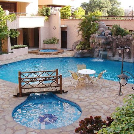 Paulistania Casa Blanca Otel Santa Cruz de La Sierra Dış mekan fotoğraf