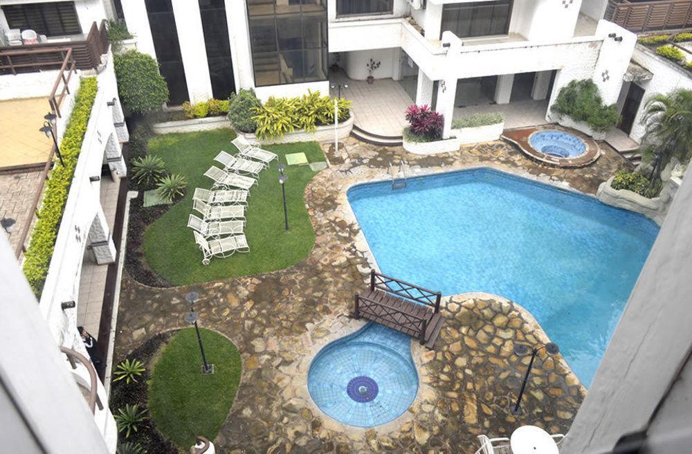 Paulistania Casa Blanca Otel Santa Cruz de La Sierra Dış mekan fotoğraf