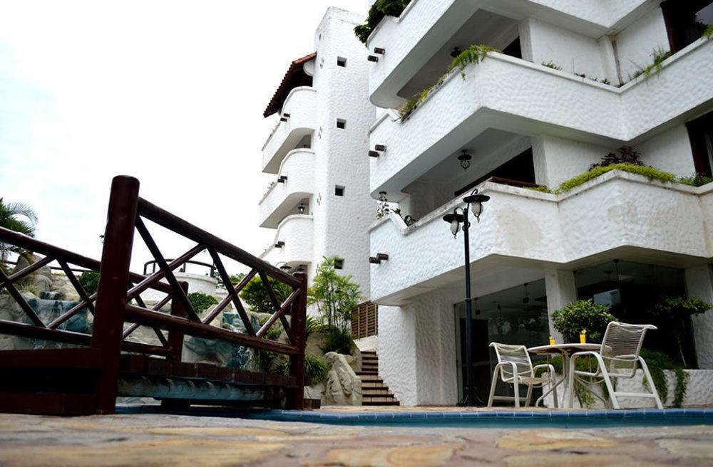 Paulistania Casa Blanca Otel Santa Cruz de La Sierra Dış mekan fotoğraf