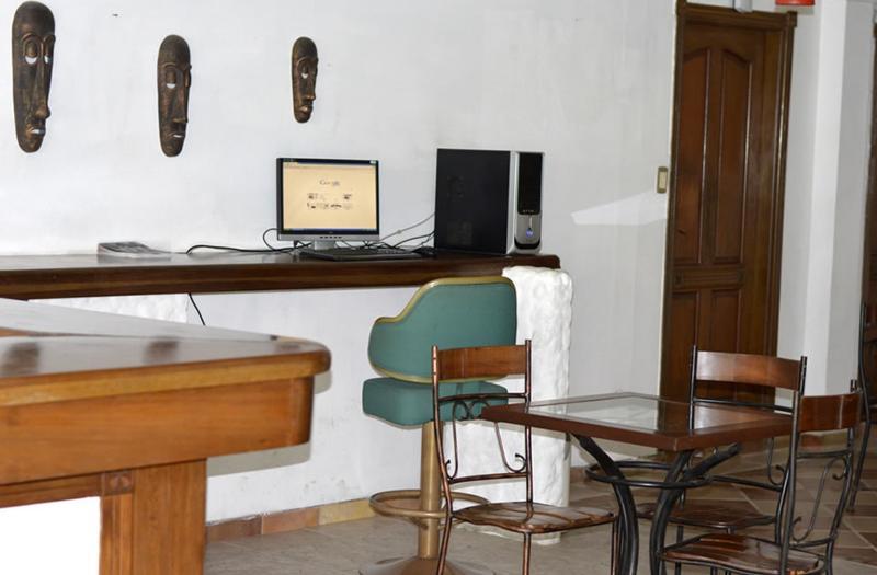 Paulistania Casa Blanca Otel Santa Cruz de La Sierra Dış mekan fotoğraf